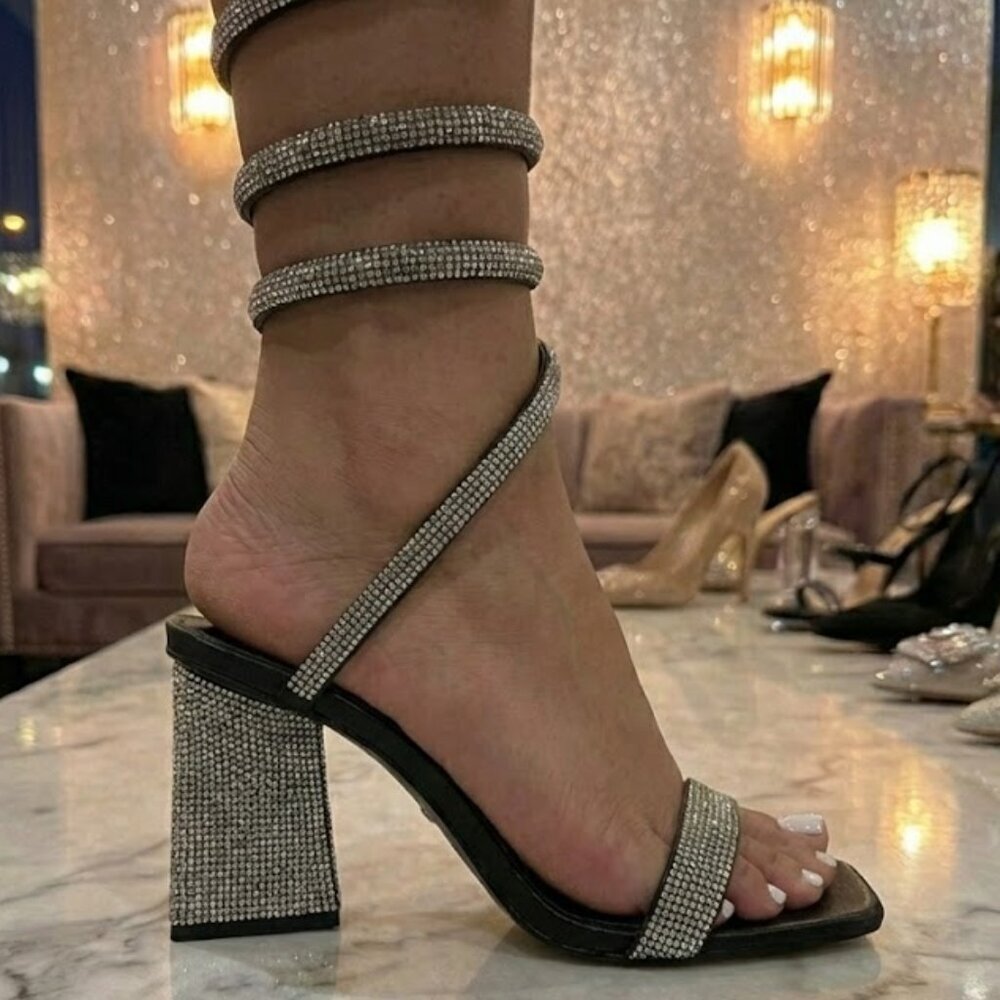 NWT Berness Black Rhinestone Spiral Wrap Sandals Geometric Block Heel Sparkle - Picture 4 of 4